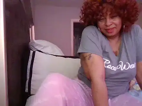 Snapshot of MSweetLindaParks chatting on 13, 1, 2025 MSweetLindaParks online show from 13, 1, 2025