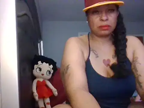 Snapshot of MSweetLindaParks chatting on 2, 3, 2025 MSweetLindaParks online show from 2, 3, 2025
