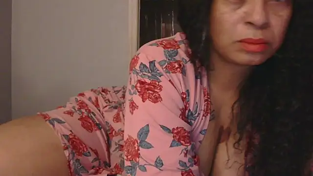 Snapshot of MSweetLindaParks chatting on 1, 11, 2025 MSweetLindaParks online show from 1, 11, 2025