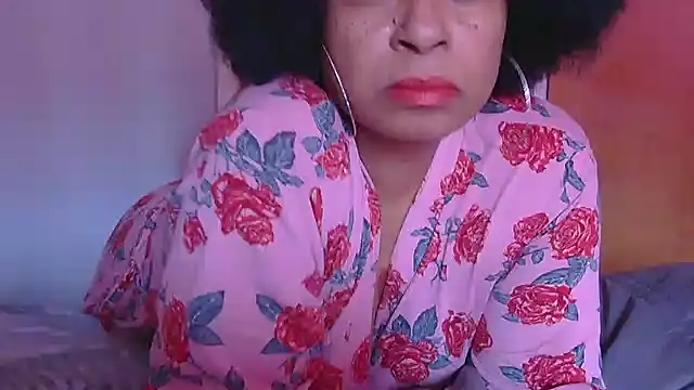 Snapshot of MSweetLindaParks chatting on 14, 11, 2025 MSweetLindaParks online show from 14, 11, 2025