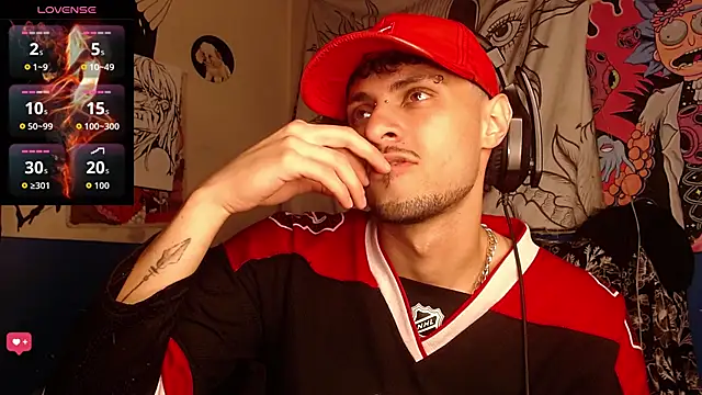 Snapshot of Apolo_S chatting on 28, 11, 2025 Apolo S online show from 28, 11, 2025