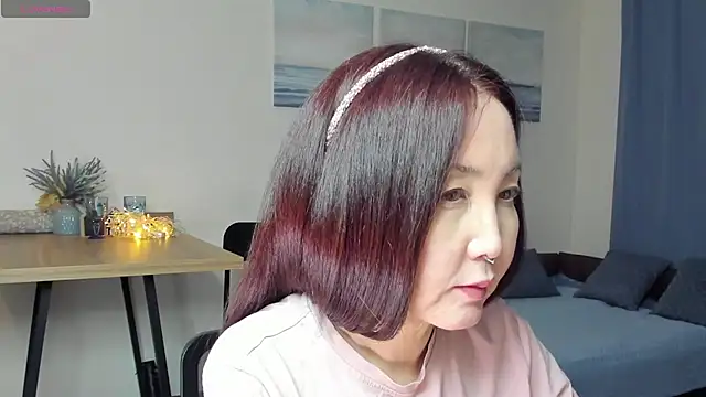 Snapshot of AvroraSakura chatting on 7, 2, 2025 AvroraSakura online show from 7, 2, 2025