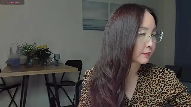 Snapshot of AvroraSakura chatting on 21, 2, 2025 AvroraSakura online show from 21, 2, 2025