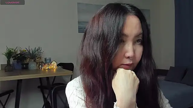 Snapshot of AvroraSakura chatting on 6, 3, 2025 AvroraSakura online show from 6, 3, 2025