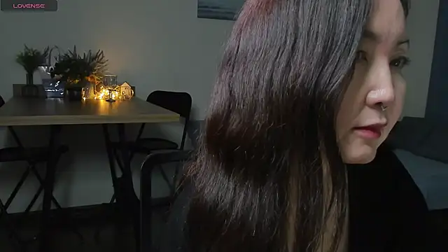 Snapshot of AvroraSakura chatting on 12, 3, 2025 AvroraSakura online show from 12, 3, 2025