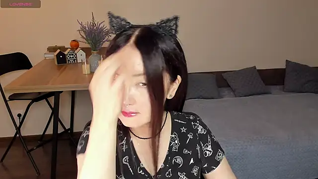 Snapshot of AvroraSakura chatting on 26, 10, 2025 AvroraSakura online show from 26, 10, 2025