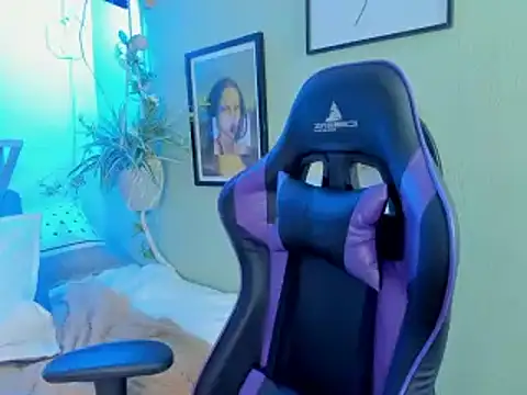 Snapshot of AnaPola chatting on 23, 1, 2025 AnaPola online show from 23, 1, 2025