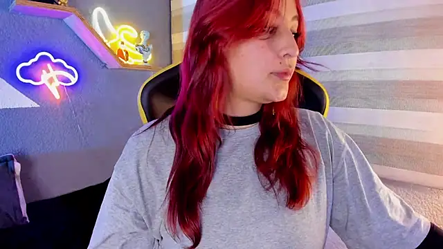 Snapshot of AnaPola chatting on 7, 2, 2025 AnaPola online show from 7, 2, 2025