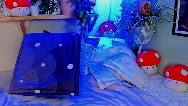 Snapshot of AnaPola chatting on 10, 2, 2025 AnaPola online show from 10, 2, 2025