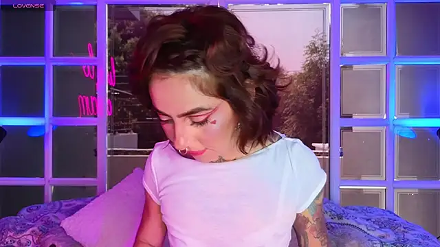 Snapshot of Evangelyne_1 chatting on 28, 2, 2025 Evangelyne 1 online show from 28, 2, 2025