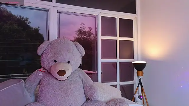 Snapshot of Evangelyne_1 chatting on 6, 3, 2025 Evangelyne 1 online show from 6, 3, 2025