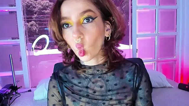 Snapshot of Evangelyne_1 chatting on 17, 9, 2025 Evangelyne 1 online show from 17, 9, 2025