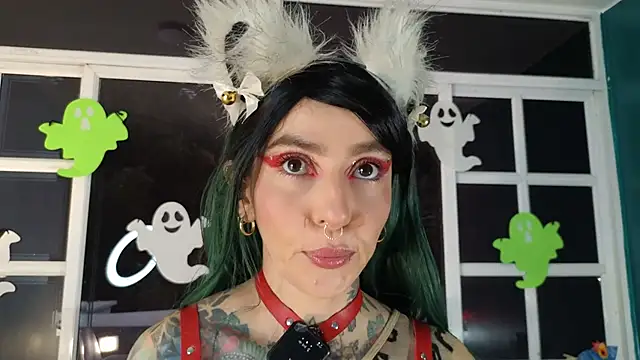 Snapshot of Evangelyne_1 chatting on 14, 10, 2025 Evangelyne 1 online show from 14, 10, 2025