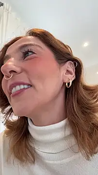 Snapshot of Evangelyne_1 chatting on 16, 11, 2025 Evangelyne 1 online show from 16, 11, 2025