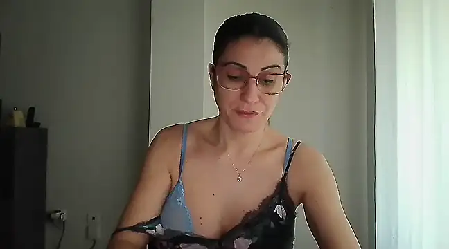 Sanada hot online show from 2, 2, 2025