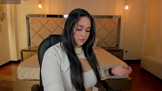 Snapshot of ToriCrossX chatting on 18, 2, 2025 ToriCrossX online show from 18, 2, 2025