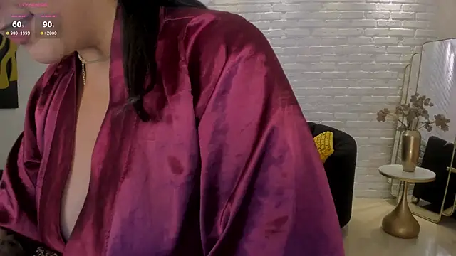 Snapshot of ToriCrossX chatting on 8, 3, 2025 ToriCrossX online show from 8, 3, 2025