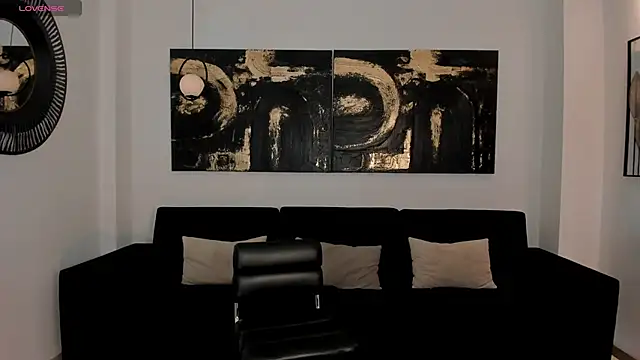 Snapshot of ToriCrossX chatting on 14, 12, 2025 ToriCrossX online show from 14, 12, 2025