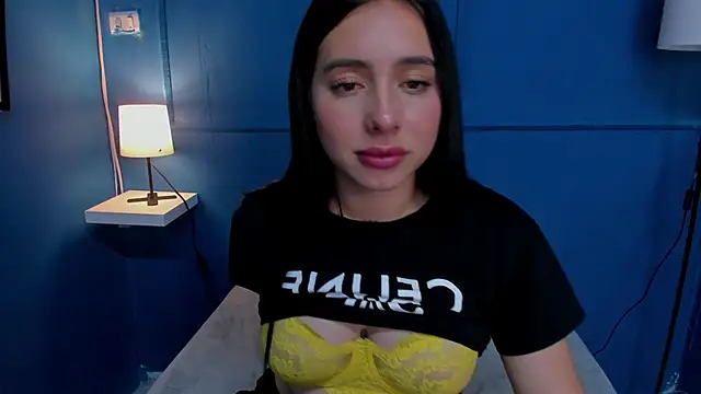 Snapshot of isabella_jade chatting on 6, 1, 2025 isabella jade online show from 6, 1, 2025
