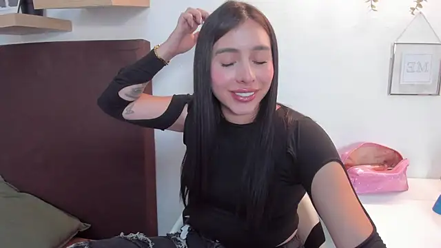 Snapshot of isabella_jade chatting on 24, 1, 2025 isabella jade online show from 24, 1, 2025