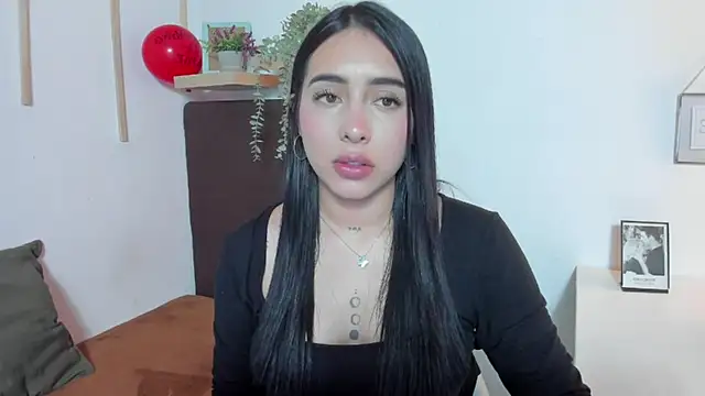 Snapshot of isabella_jade chatting on 21, 2, 2025 isabella jade online show from 21, 2, 2025