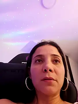 Snapshot of miaeyes chatting on 19, 1, 2025 miaeyes online show from 19, 1, 2025