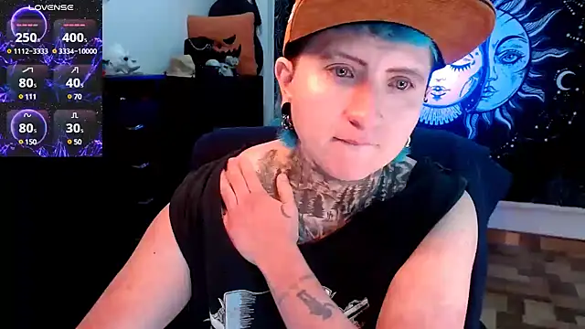 Snapshot of Marieblueeyes chatting on 19, 2, 2025 Marieblueeyes online show from 19, 2, 2025