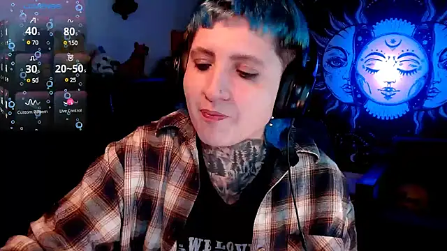 Snapshot of Marieblueeyes chatting on 14, 3, 2025 Marieblueeyes online show from 14, 3, 2025