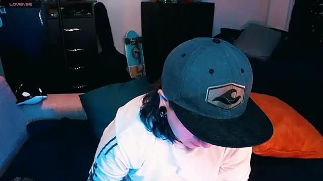 Snapshot of Marieblueeyes chatting on 1, 10, 2025 Marieblueeyes online show from 1, 10, 2025