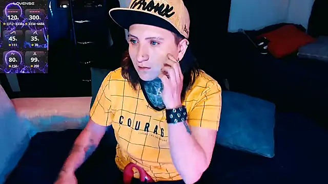 Snapshot of Marieblueeyes chatting on 3, 10, 2025 Marieblueeyes online show from 3, 10, 2025