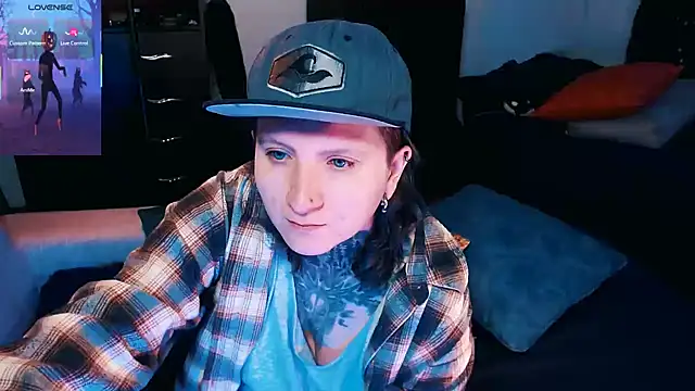 Snapshot of Marieblueeyes chatting on 5, 10, 2025 Marieblueeyes online show from 5, 10, 2025