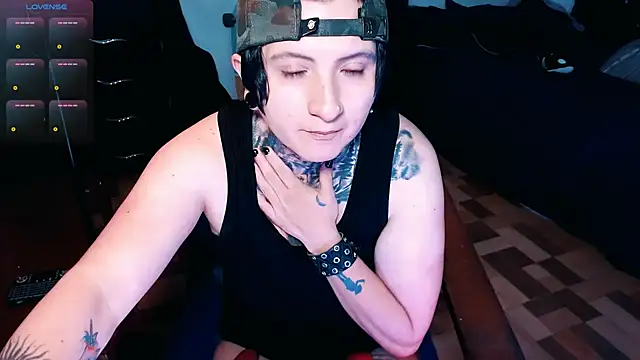 Snapshot of Marieblueeyes chatting on 15, 10, 2025 Marieblueeyes online show from 15, 10, 2025