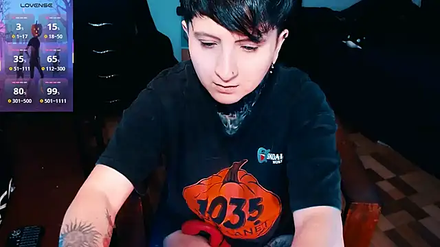 Snapshot of Marieblueeyes chatting on 20, 10, 2025 Marieblueeyes online show from 20, 10, 2025