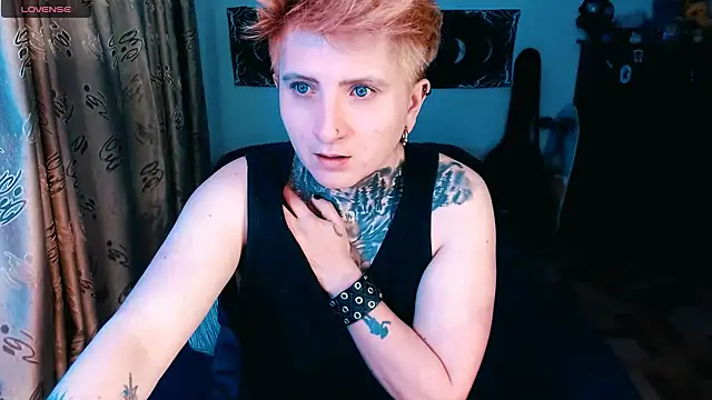 Snapshot of Marieblueeyes chatting on 30, 10, 2025 Marieblueeyes online show from 30, 10, 2025