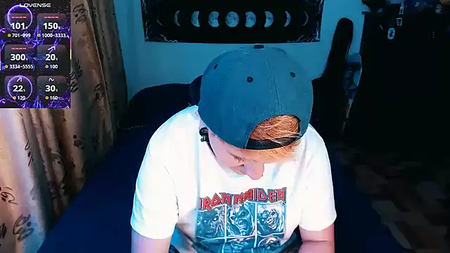 Snapshot of Marieblueeyes chatting on 7, 11, 2025 Marieblueeyes online show from 7, 11, 2025