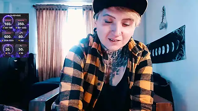 Snapshot of Marieblueeyes chatting on 22, 11, 2025 Marieblueeyes online show from 22, 11, 2025