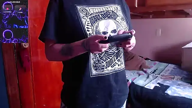 Snapshot of Marieblueeyes chatting on 2, 12, 2025 Marieblueeyes online show from 2, 12, 2025