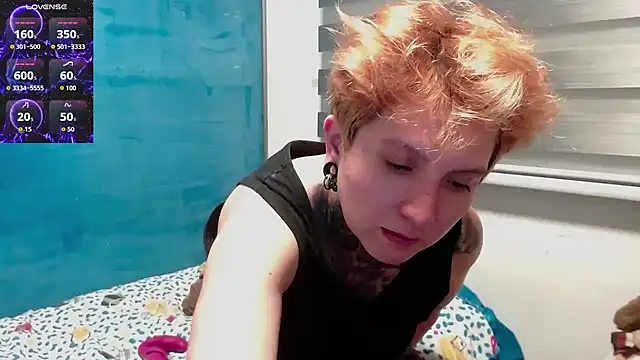 Snapshot of Marieblueeyes chatting on 5, 12, 2025 Marieblueeyes online show from 5, 12, 2025