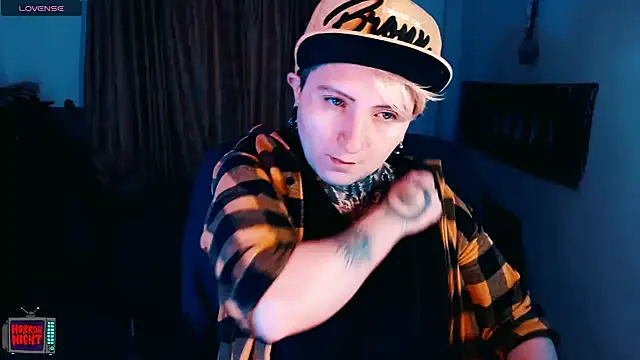 Snapshot of Marieblueeyes chatting on 22, 12, 2025 Marieblueeyes online show from 22, 12, 2025