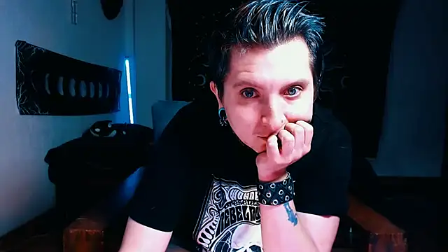 Marieblueeyes online show from 22, 3, 2026