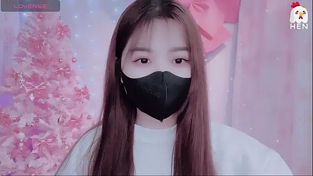 Snapshot of hen237 chatting on 25, 11, 2025 hen237 online show from 25, 11, 2025