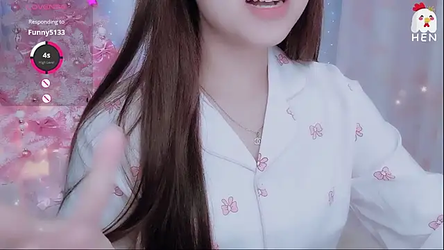 Snapshot of hen237 chatting on 18, 12, 2025 hen237 online show from 18, 12, 2025