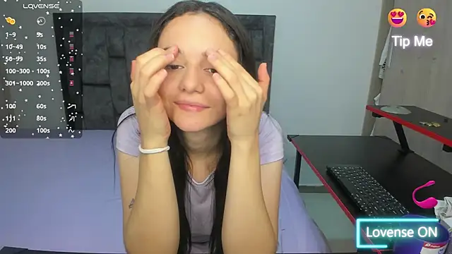 Snapshot of lucia_s1 chatting on 3, 10, 2025 lucia s1 online show from 3, 10, 2025