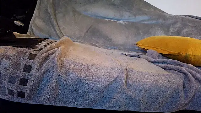 Snapshot of gege_cool chatting on 5, 12, 2025 gege cool online show from 5, 12, 2025