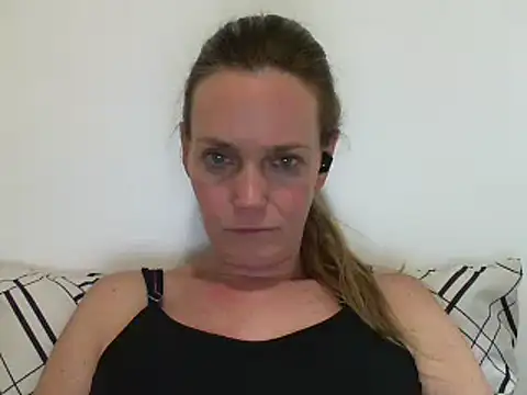 Snapshot of Annylove1 chatting on 13, 3, 2025 Annylove1 online show from 13, 3, 2025