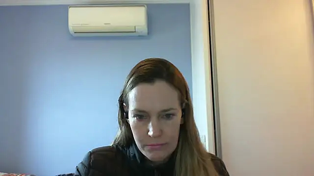 Snapshot of Annylove1 chatting on 15, 9, 2025 Annylove1 online show from 15, 9, 2025