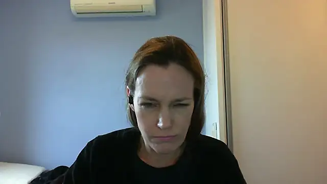 Snapshot of Annylove1 chatting on 17, 9, 2025 Annylove1 online show from 17, 9, 2025