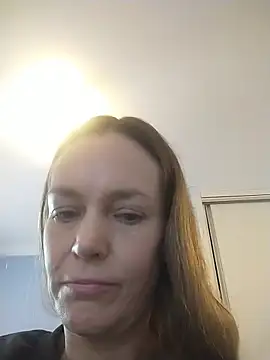 Snapshot of Annylove1 chatting on 10, 10, 2025 Annylove1 online show from 10, 10, 2025