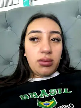 Snapshot of Hannahoff chatting on 8, 11, 2025 Hannahoff online show from 8, 11, 2025