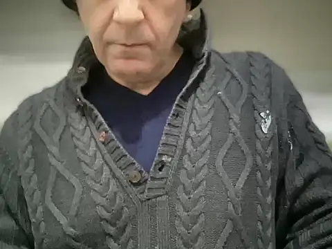 Snapshot of ALPHANDRE chatting on 7, 3, 2026 ALPHANDRE online show from 7, 3, 2026